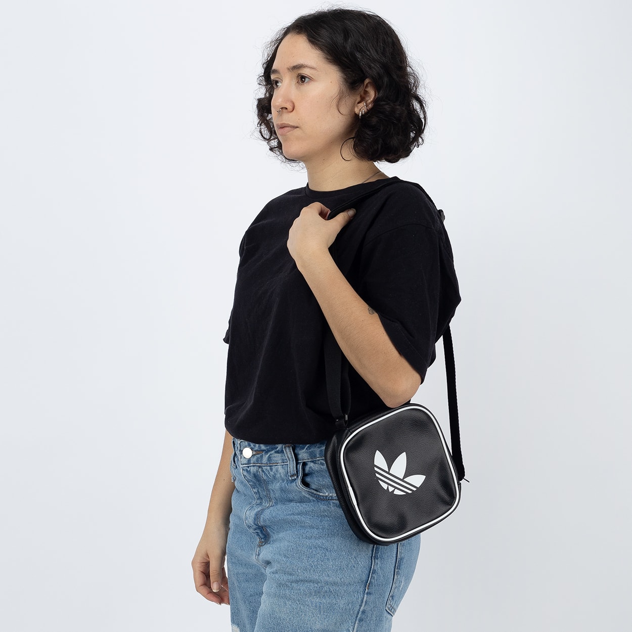 Bolsa adidas AC D Bag Black JD5550