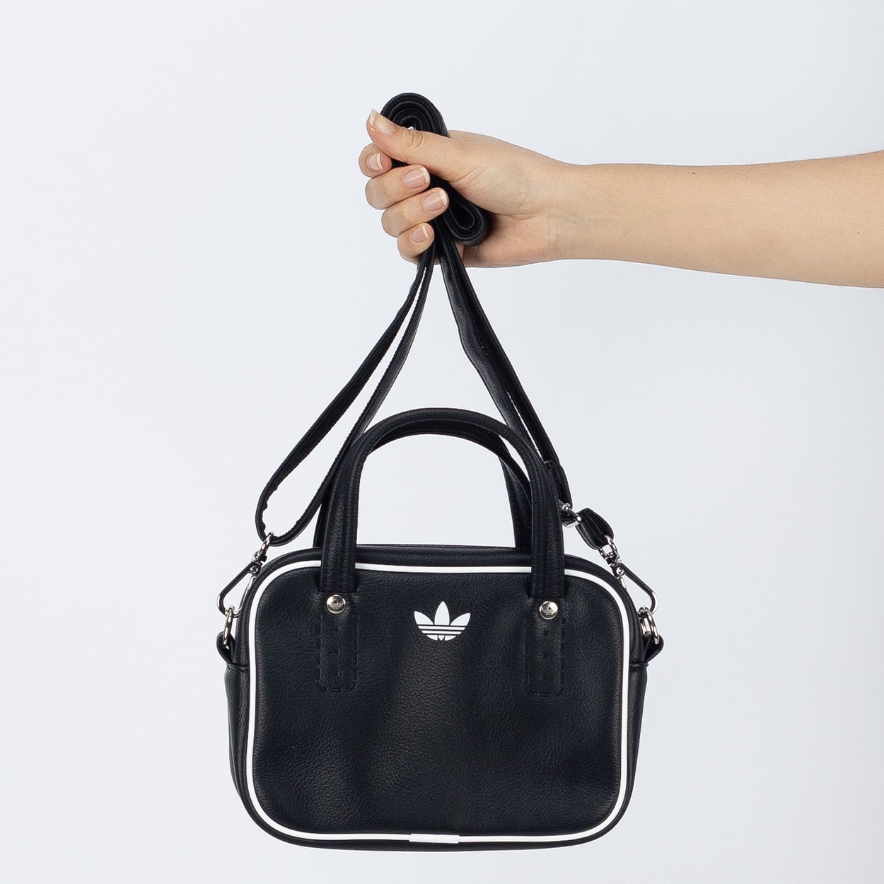Bolsa Adidas Adicolor SB Black JX7872