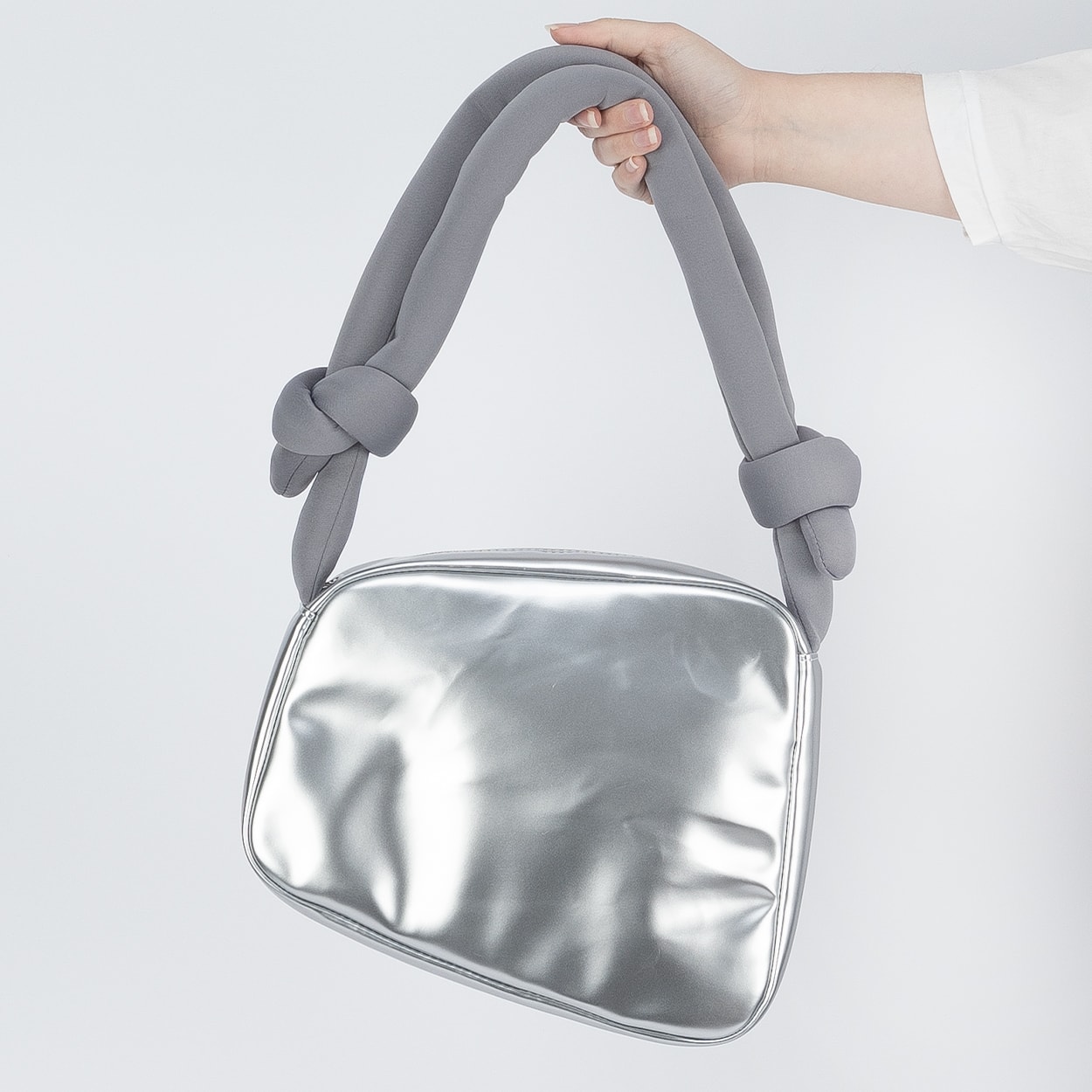 Bolsa adidas Airliner Silver Metallic JC6016