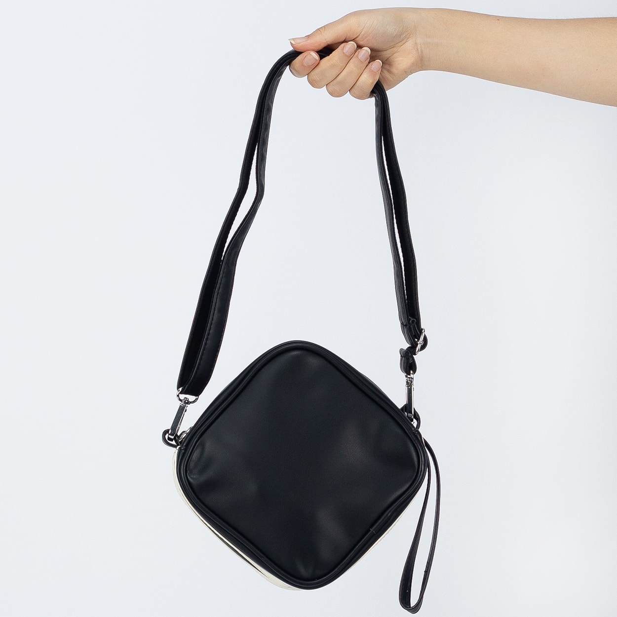 Bolsa adidas PU D Bag Black JC6004
