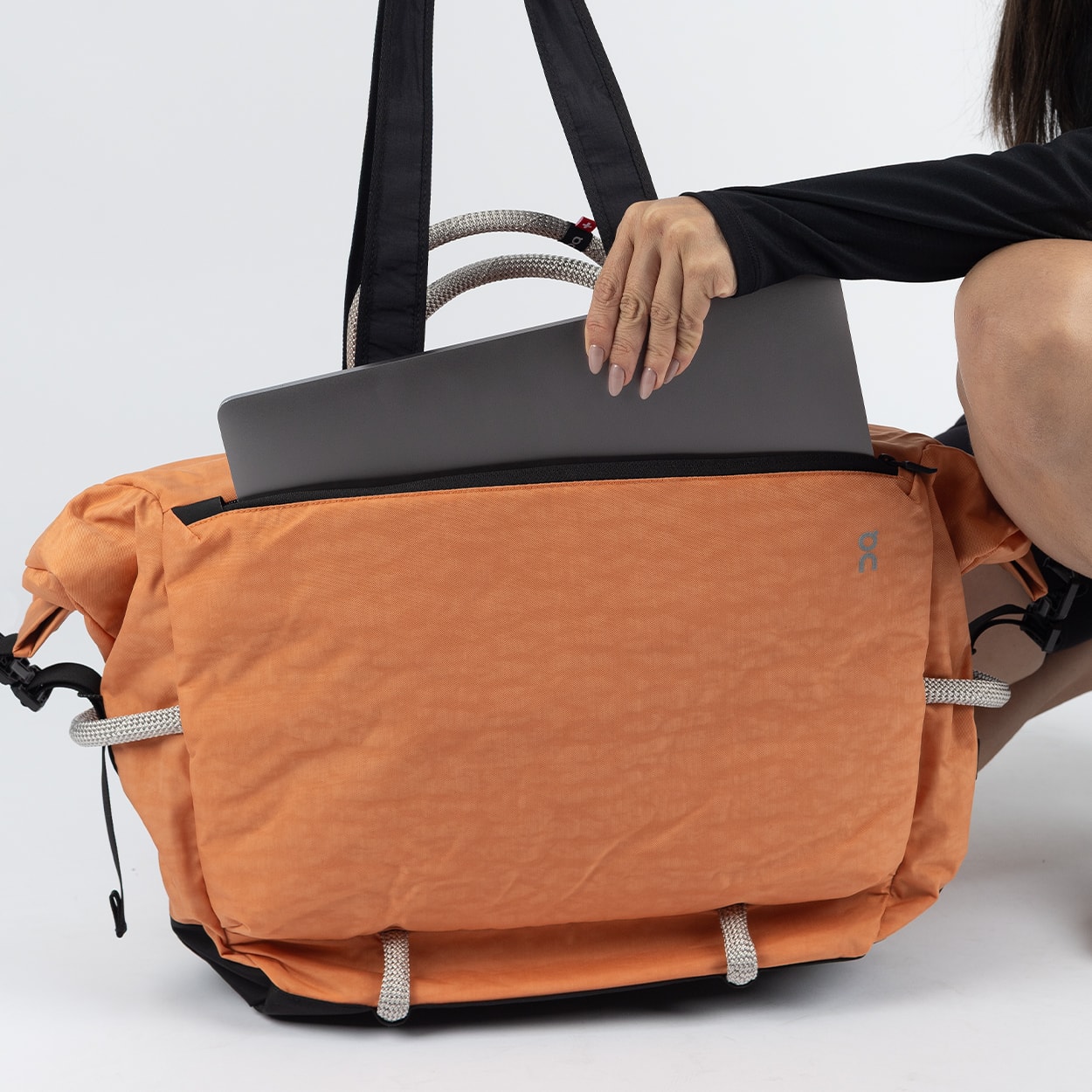 Bolsa On Track Pack 40L Elite Desert Glow 2UE10171925