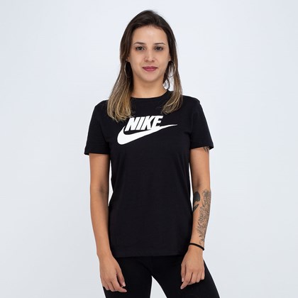 Camiseta Nike Essential Black BV6169-010