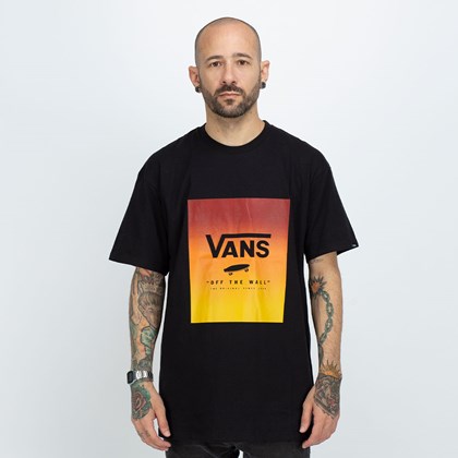 Camiseta Vans Classic Print Box Black Melon VN0A5E7YZ0T