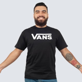 Camiseta Vans Masculina Classic Black VNBB0GGGBLK Camiseta Vans Masculina Classic Black VNBB0GGGBLK