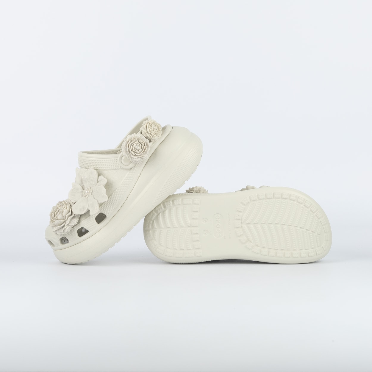 NAOページ Clog Crocs Crush Bouquet Linen 211448-0HZ