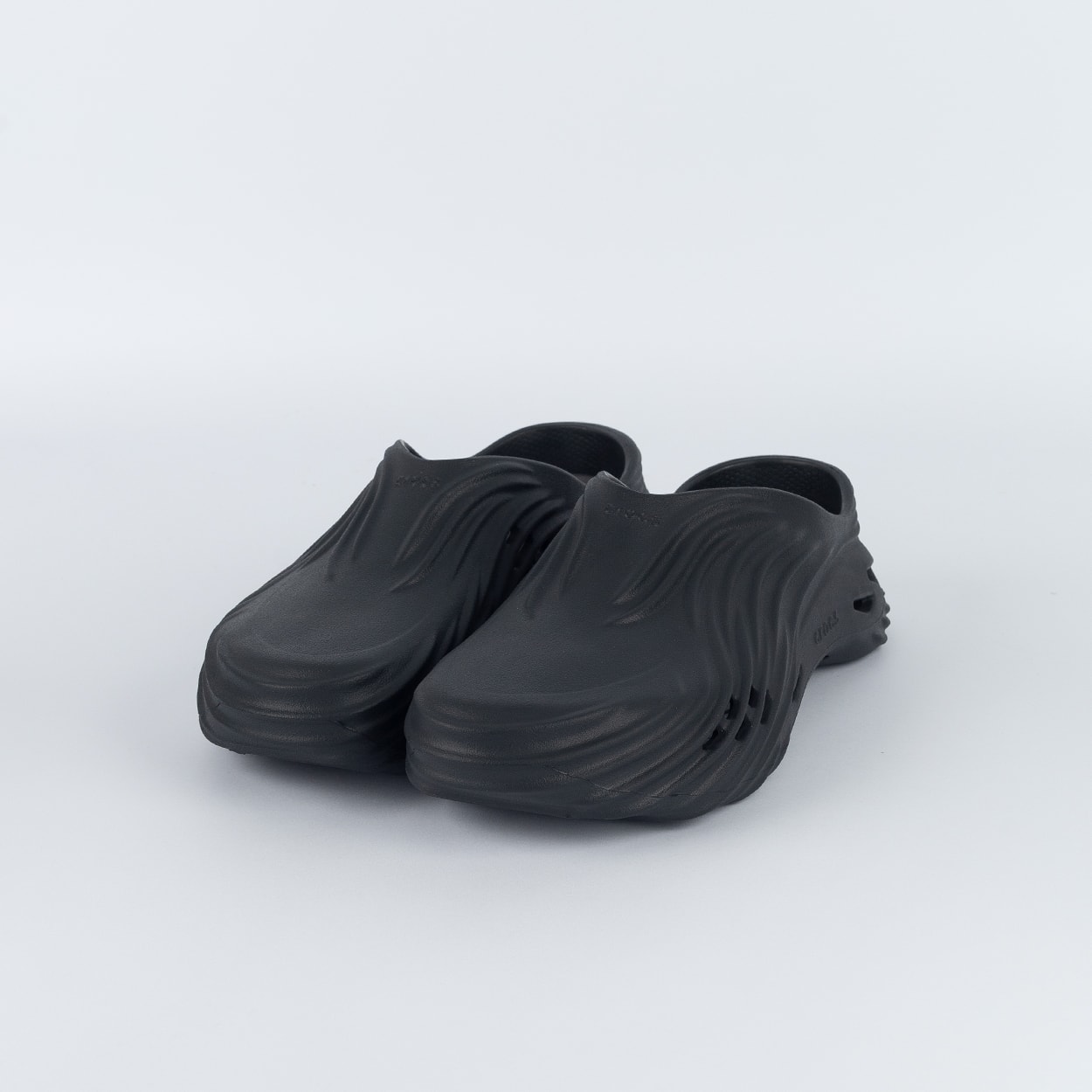 Clog Crocs Echo Wave Black Black 210521-060