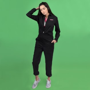 Macacão Vans Feminino Lady Coverall Black VN0A4BG2BLK Macacão Vans Feminino Lady Coverall Black VN0A4BG2BLK