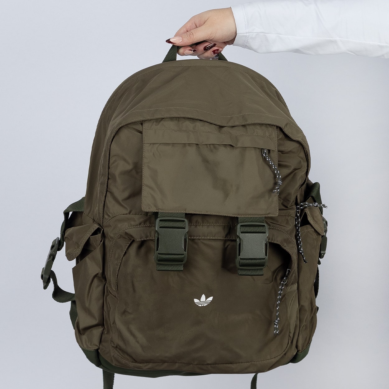 Mochila adidas Fivela Main Originals Olive Strata KQ6370