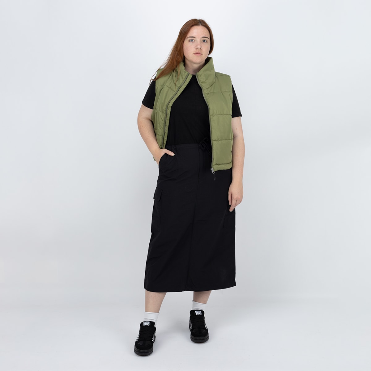 Saia Vans Riley Parachute Cargo Skirt Black VN000HQBBLK