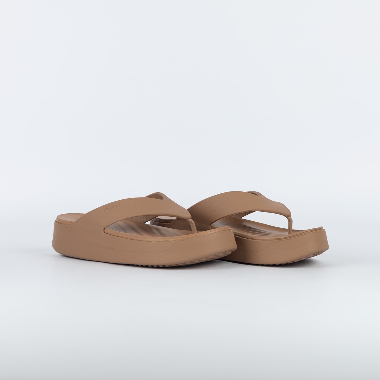 まま Sandália Crocs Getaway Platform Flip Milk Chocolate 209410-2JJ