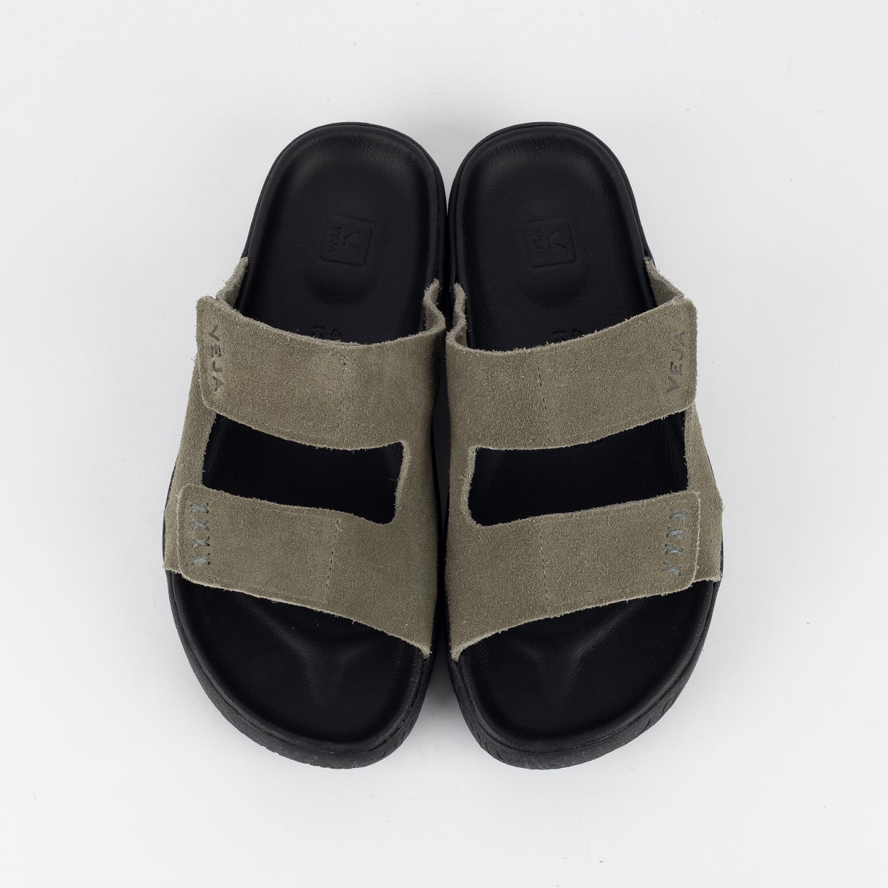 Sandália Veja Etna Suede Soft Kaki Black SA3220676