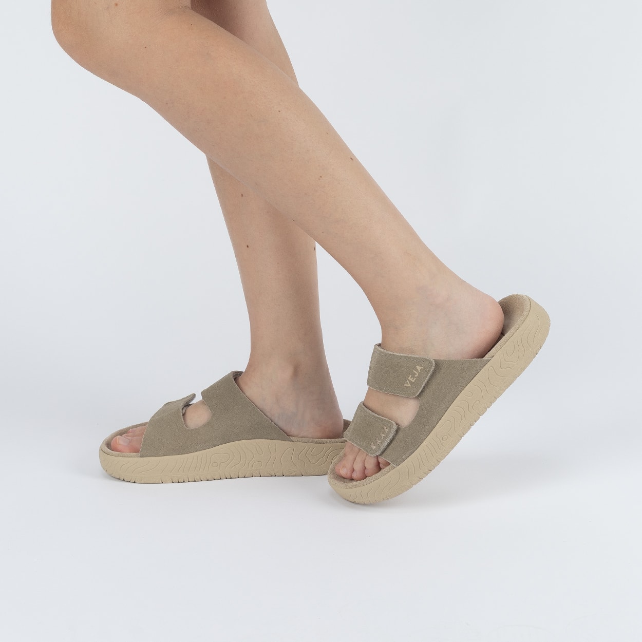Sandália Veja Etna Suede Soft Taupe Almond SA3220670