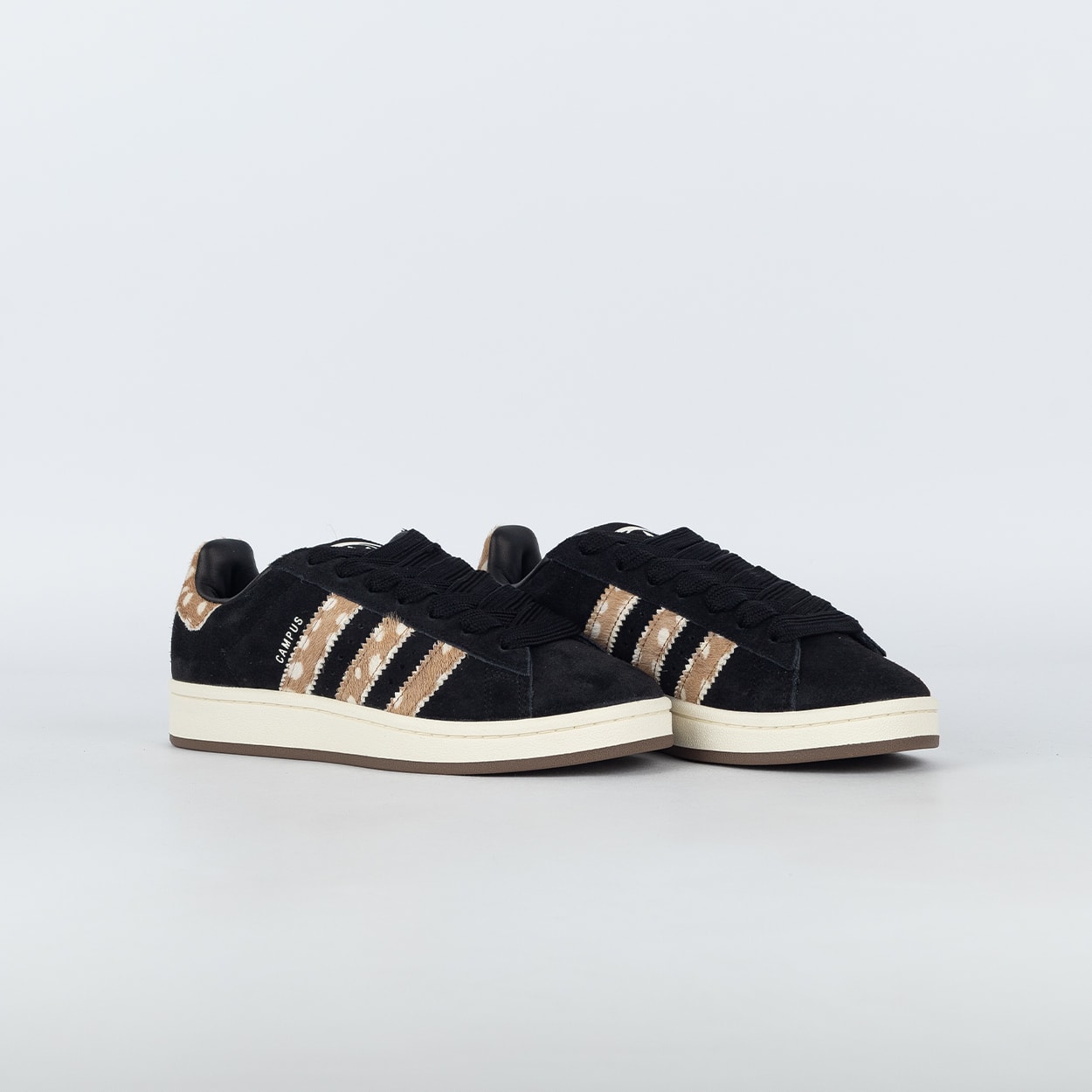 Tênis adidas Campus 00s Core Black Brown Desert Off White KJ7470