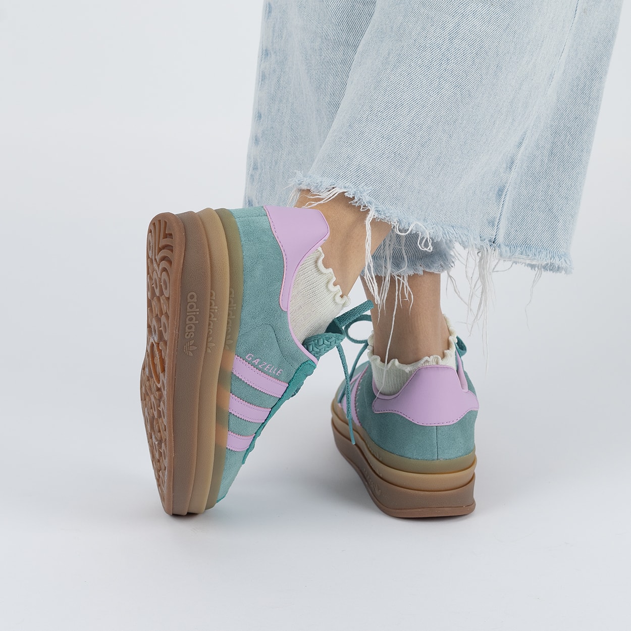 Tênis adidas Gazelle Bold Powder Teal JS3894