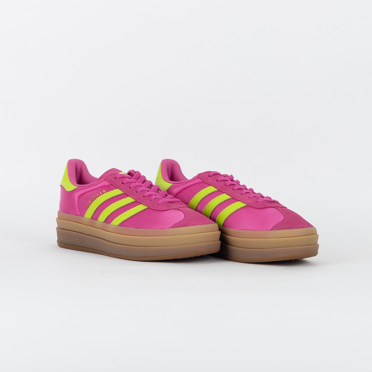 Tênis adidas Gazelle Bold Semi Lucid Fuchsia Solar Slime JI2705