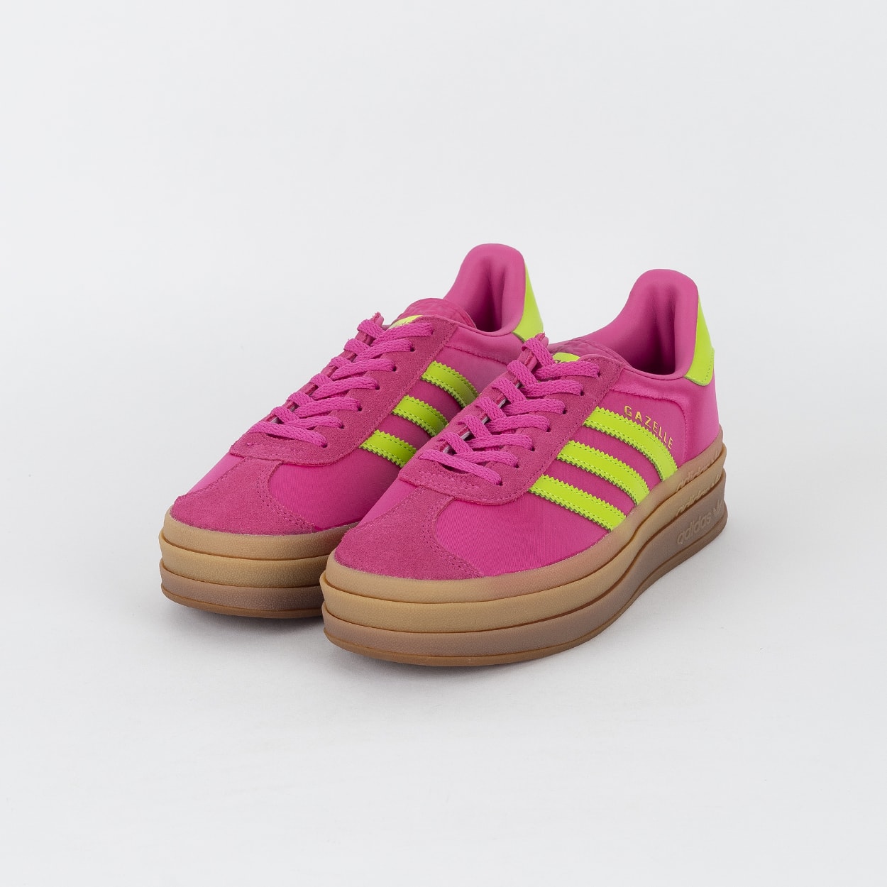 Tênis adidas Gazelle Bold Semi Lucid Fuchsia Solar Slime JI2705
