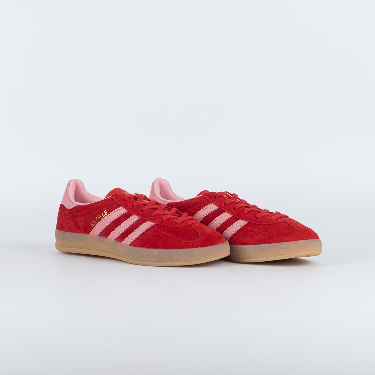 レッドアイ Tênis adidas Gazelle Indoor Better Scarlet Light Pink Gum IH6797