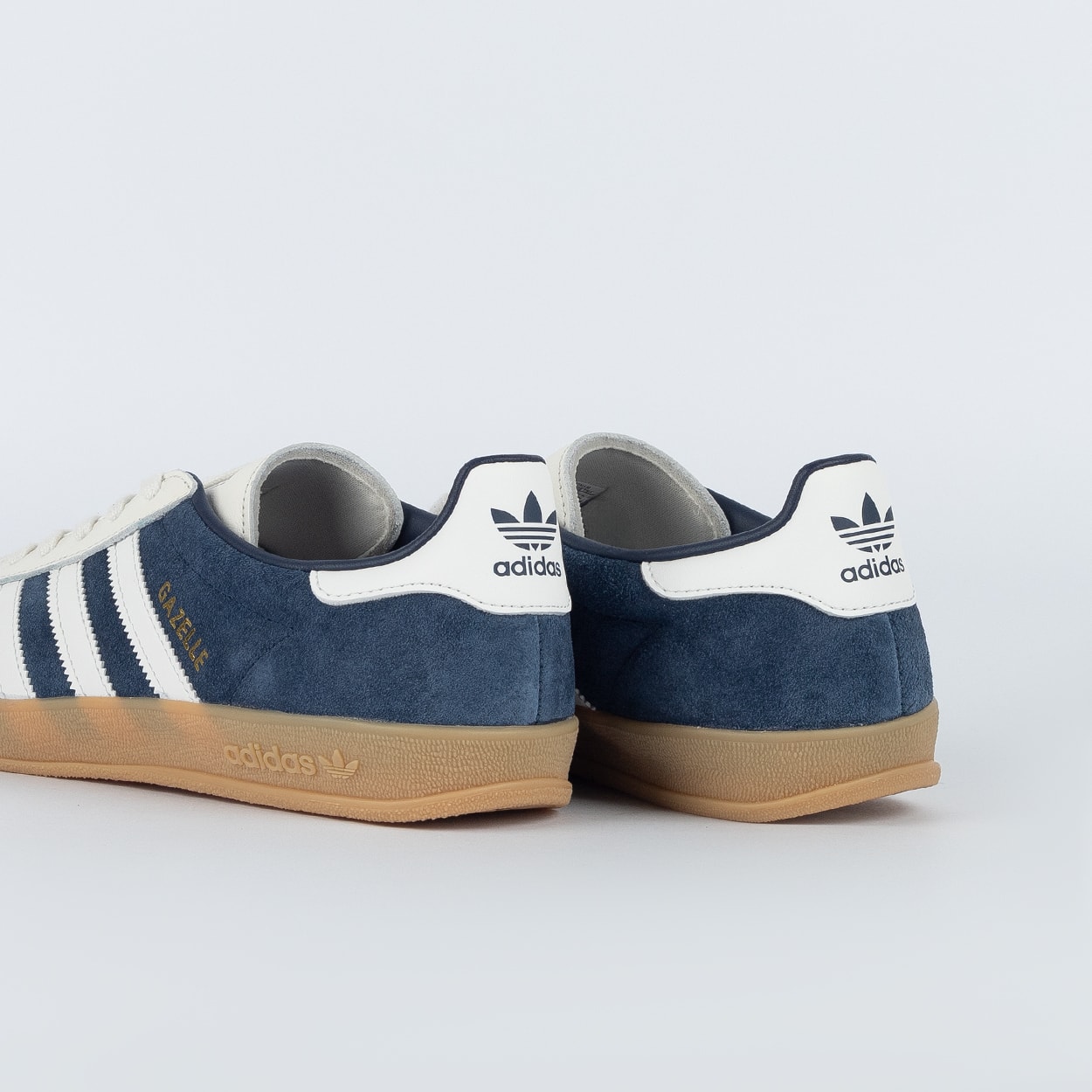 Tênis adidas Gazelle Indoor Night Indigo Core White Gum IH9650