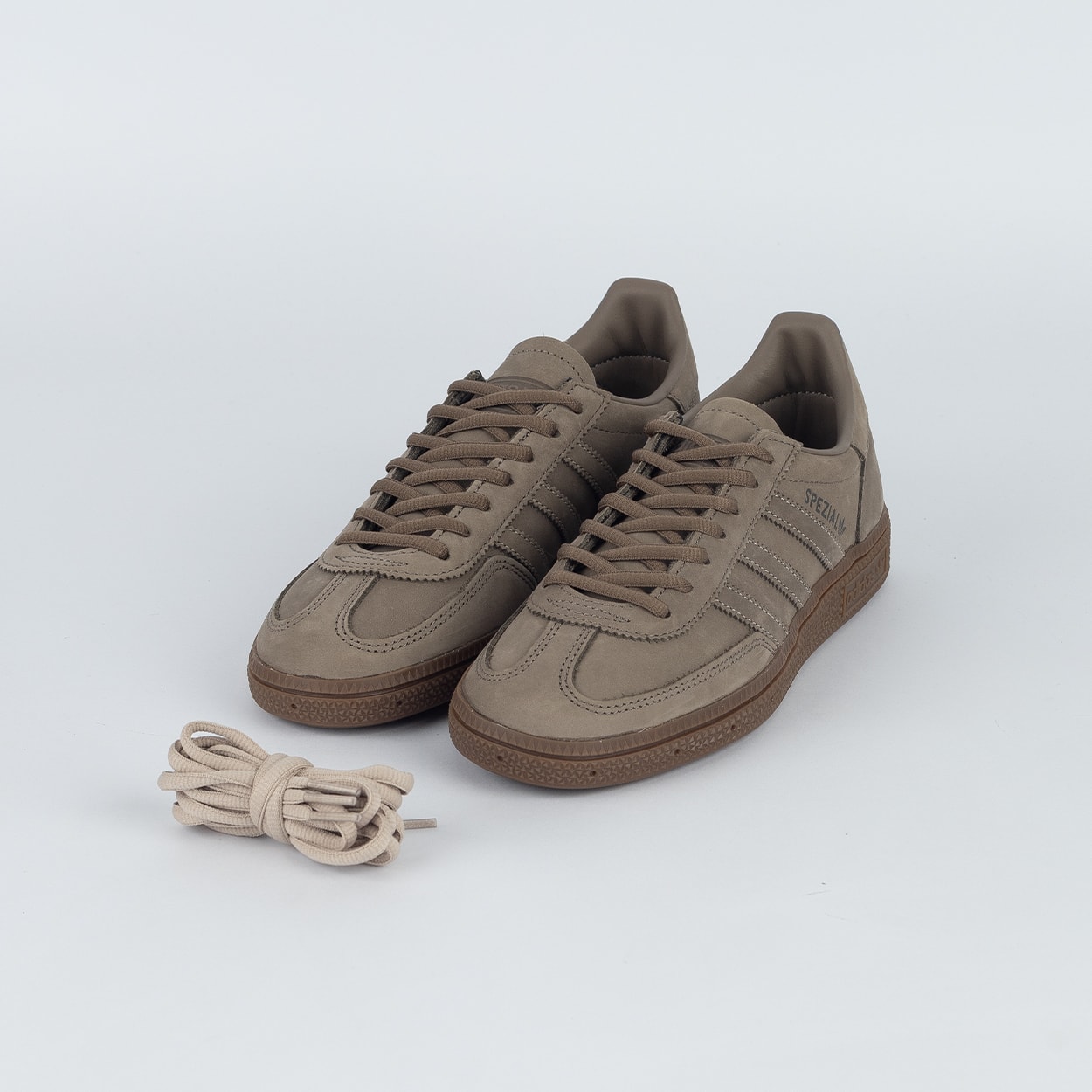 Tênis adidas Handball Spezial Blanch Brown KJ9852