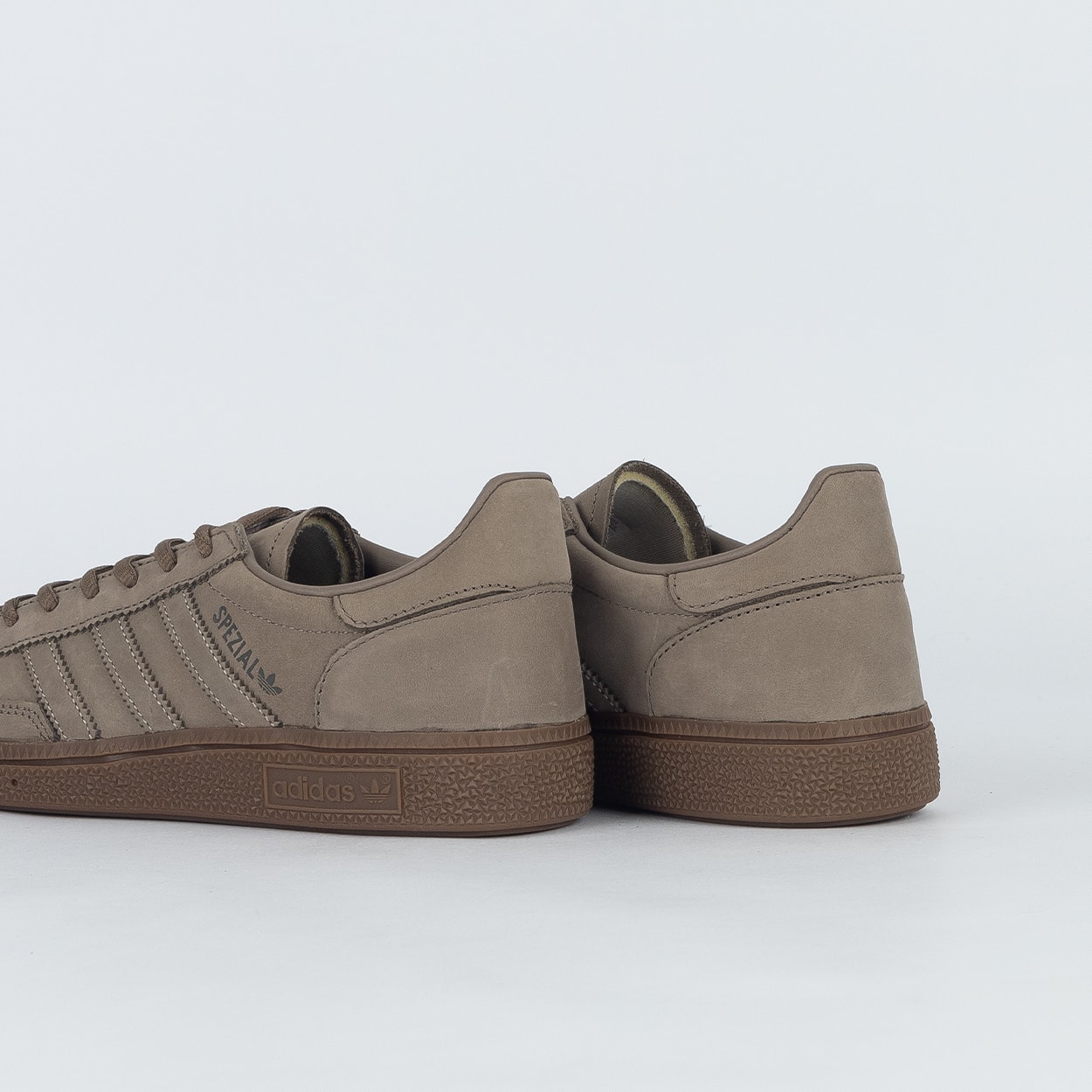 Tênis adidas Handball Spezial Blanch Brown KJ9852