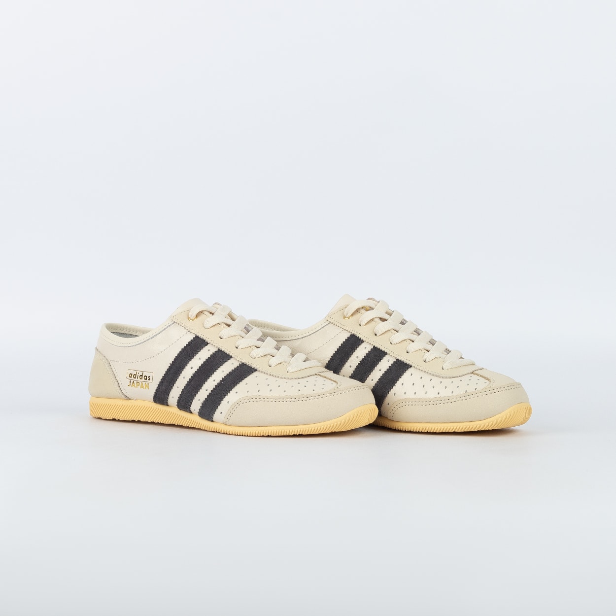 Tênis adidas Japan Decon W Cream White Utility Black Orange Tint