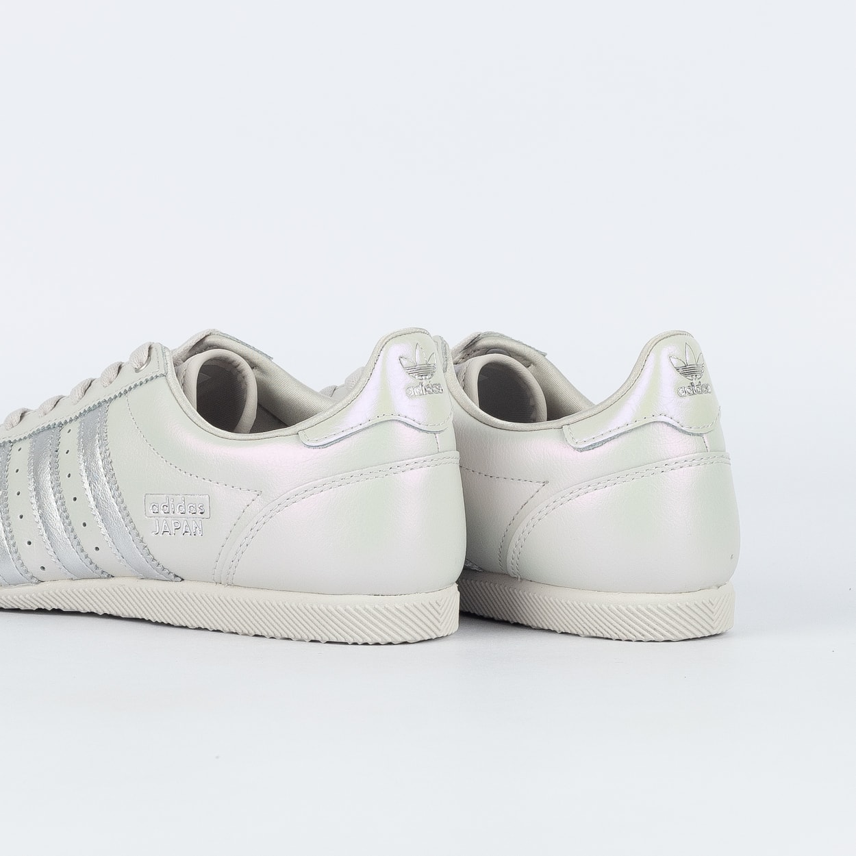 Tênis adidas Japan Grey One Supplier Colour Chalk Pearl IH1605