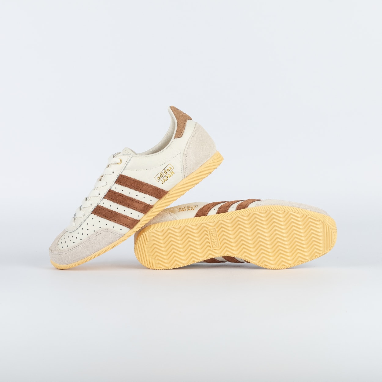 Tênis adidas Japan Off White Dusky Bronze Brown Desert IH1600