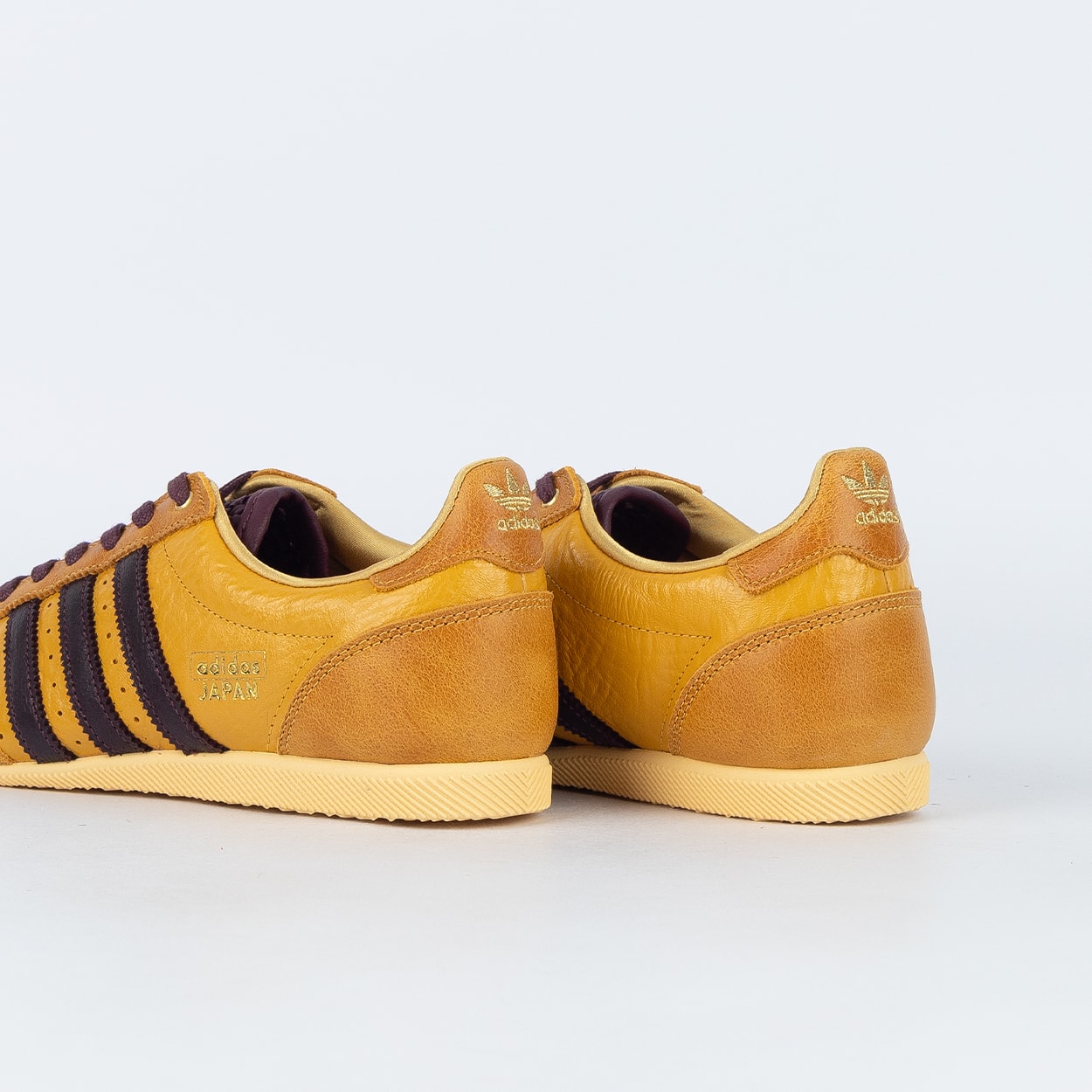 Tênis adidas Japan Preloved Yellow Maroon Gold Metallic KJ6157