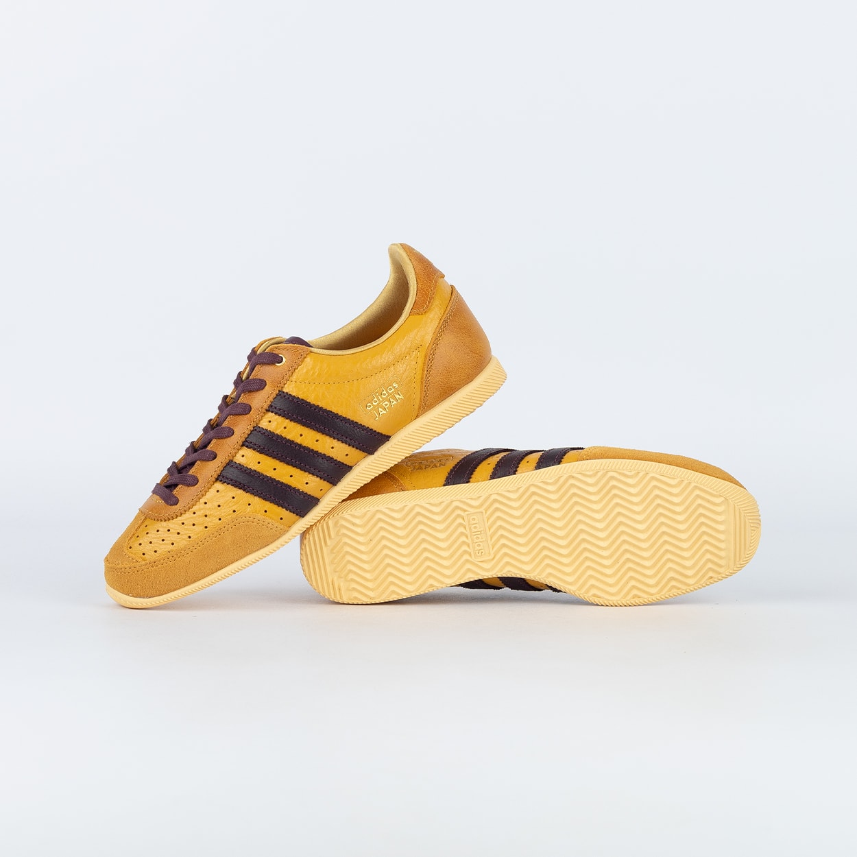 Tênis adidas Japan Preloved Yellow Maroon Gold Metallic KJ6157