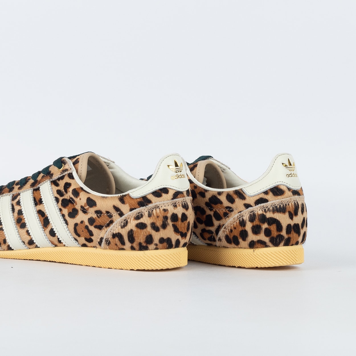 Tênis adidas Japan W Magic Beige Ivory Aurora Ivy KI6687