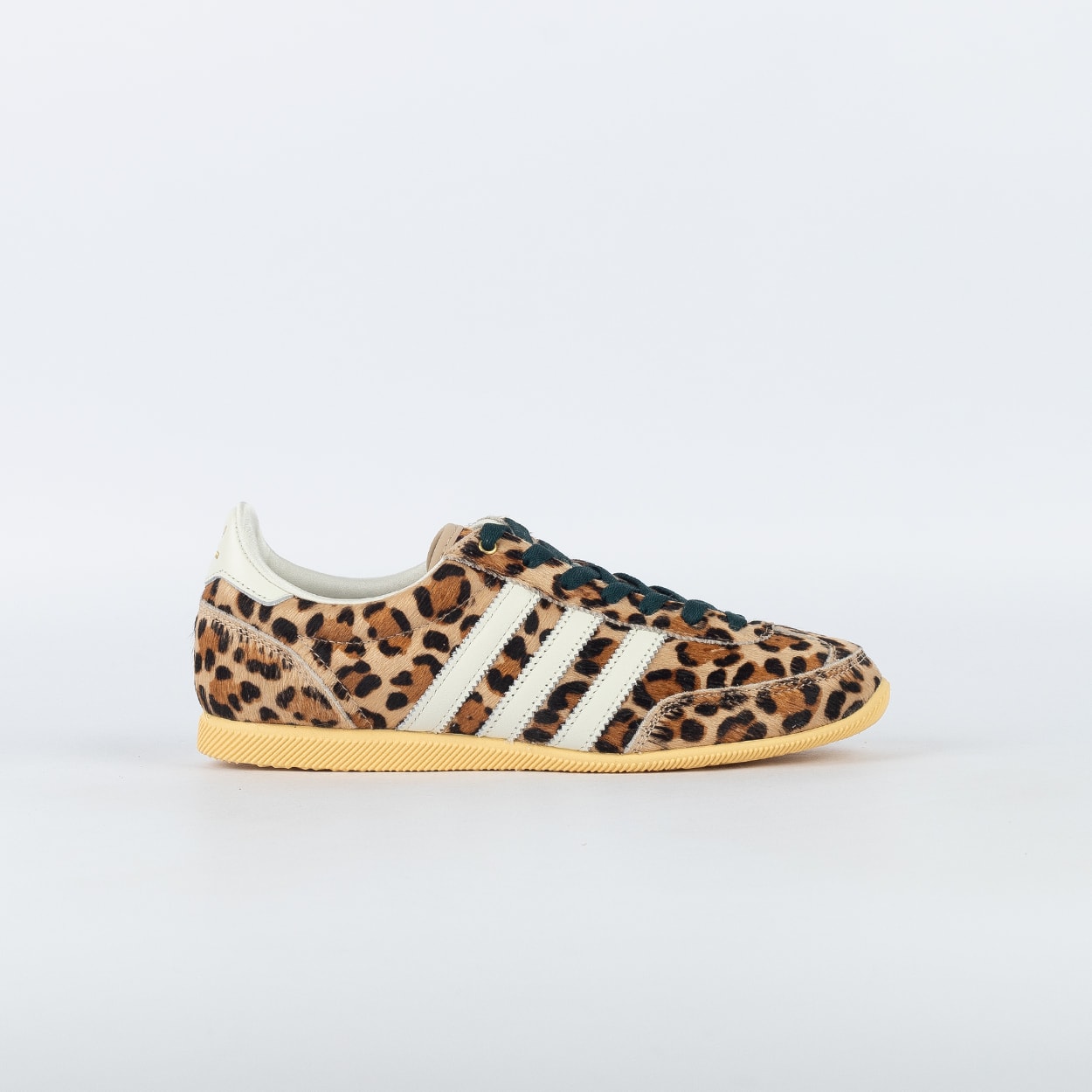 Tênis adidas Japan W Magic Beige Ivory Aurora Ivy KI6687