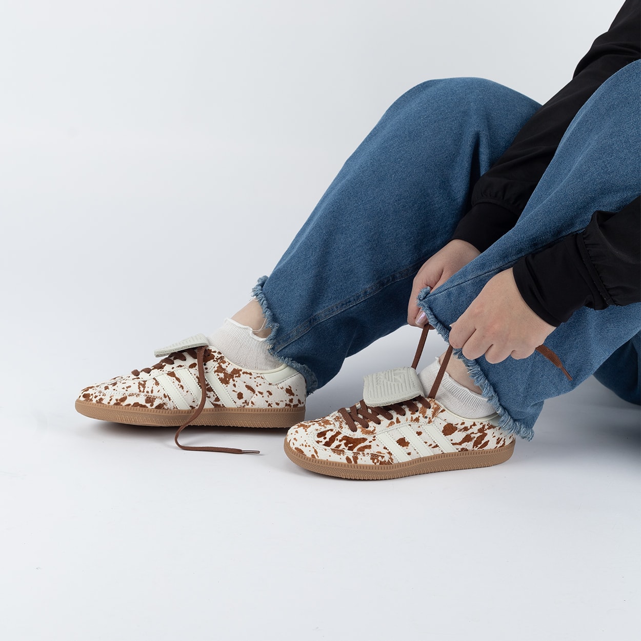 茶 LE st Tênis adidas Samba LT Off White JS3931