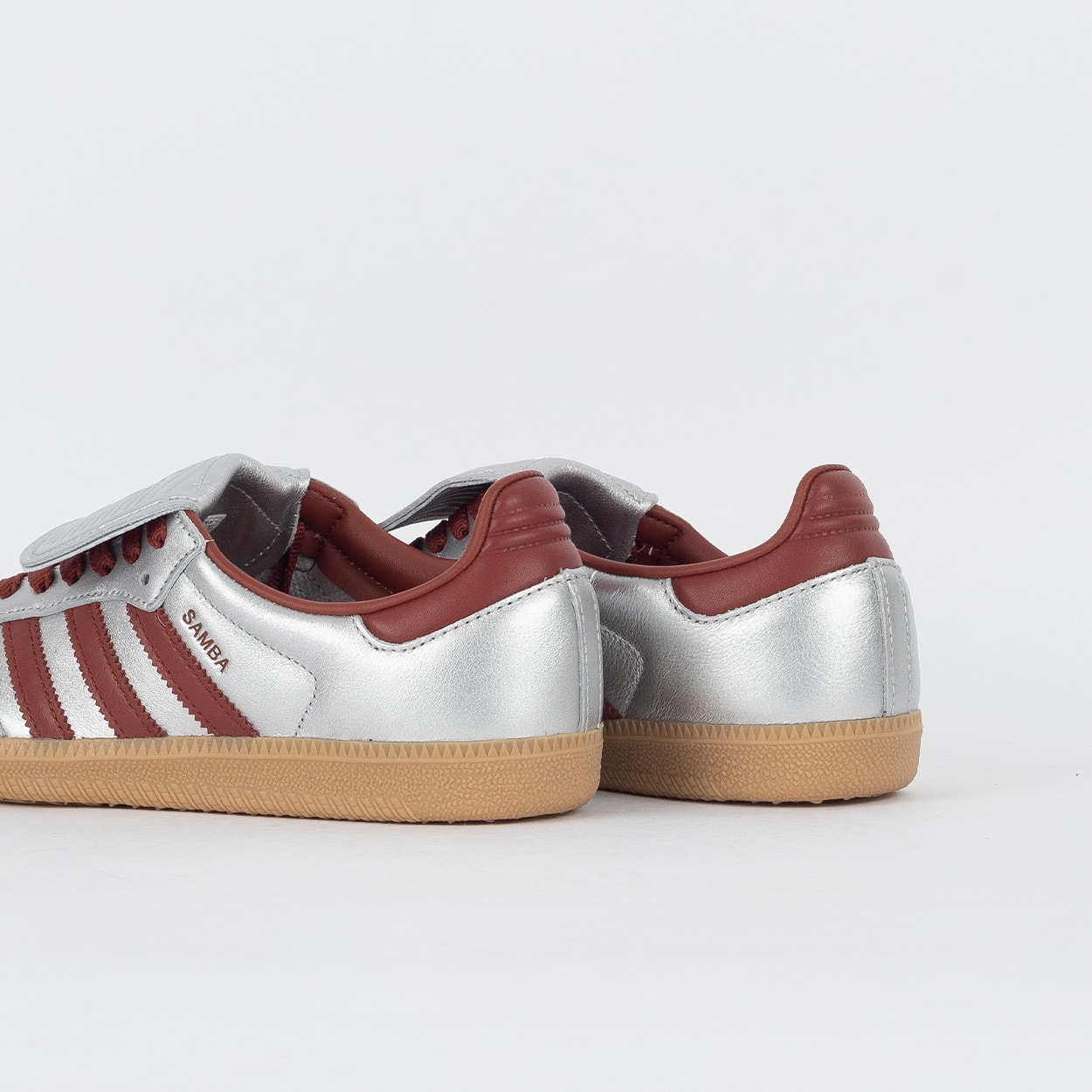 Tênis adidas Samba LT Silver Metallic Preloved Ruby JH5707