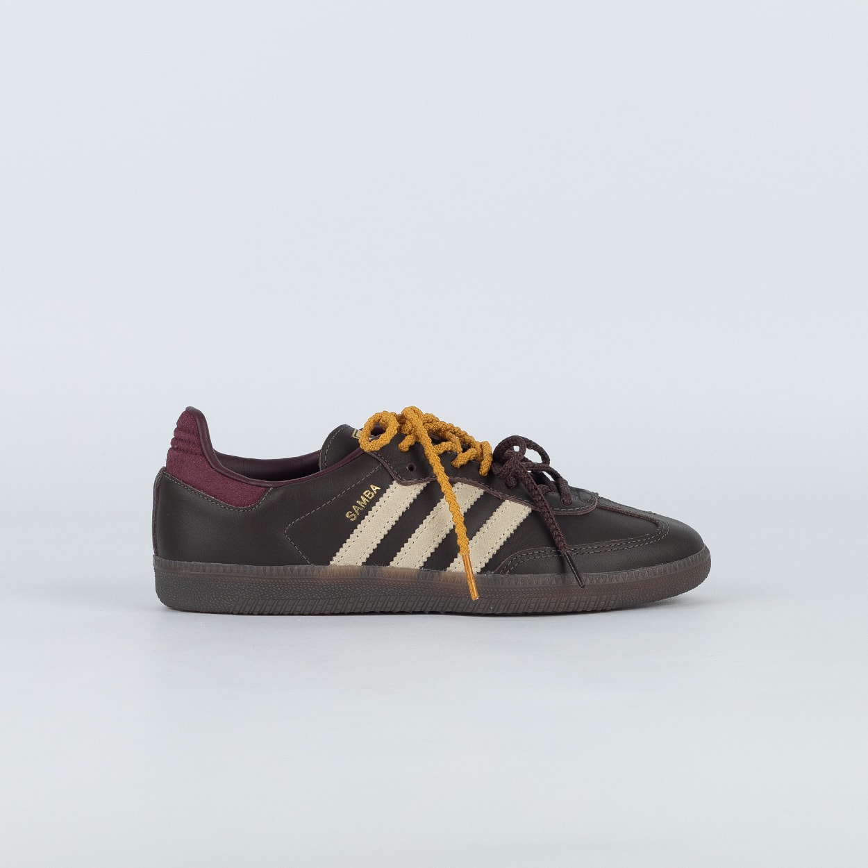 Tênis adidas Samba OG Carbon Warm Vanilla KK2268