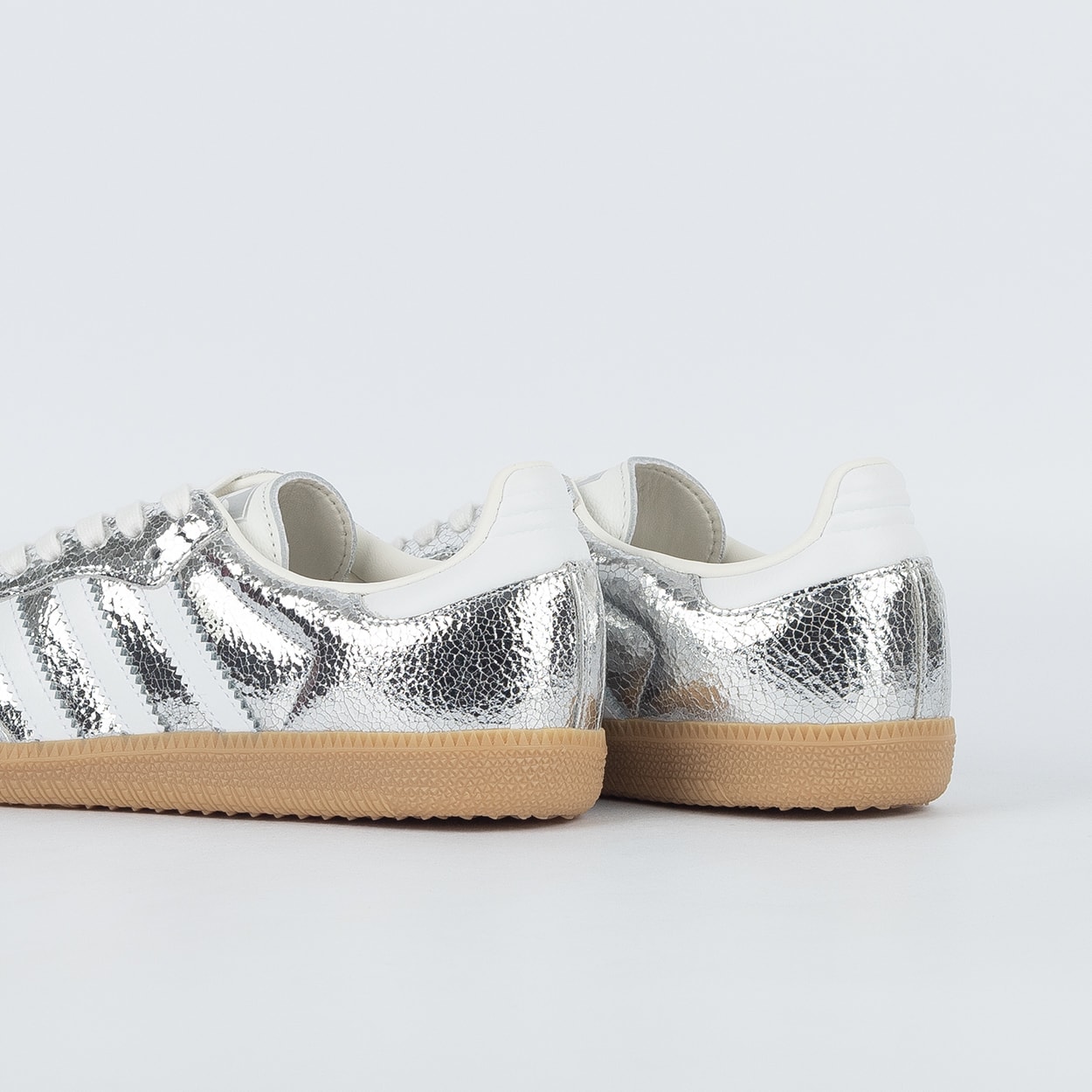 Tênis adidas Samba OG Silver Metallic JR0035