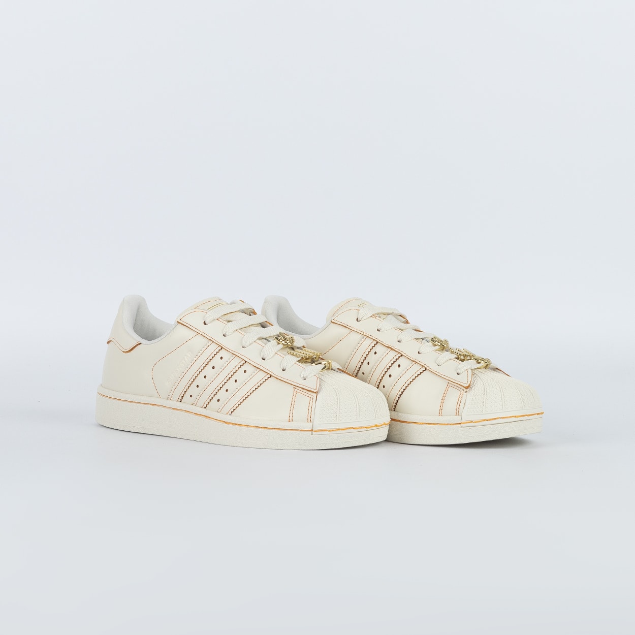 Tênis adidas Superstar II Off White JS1379
