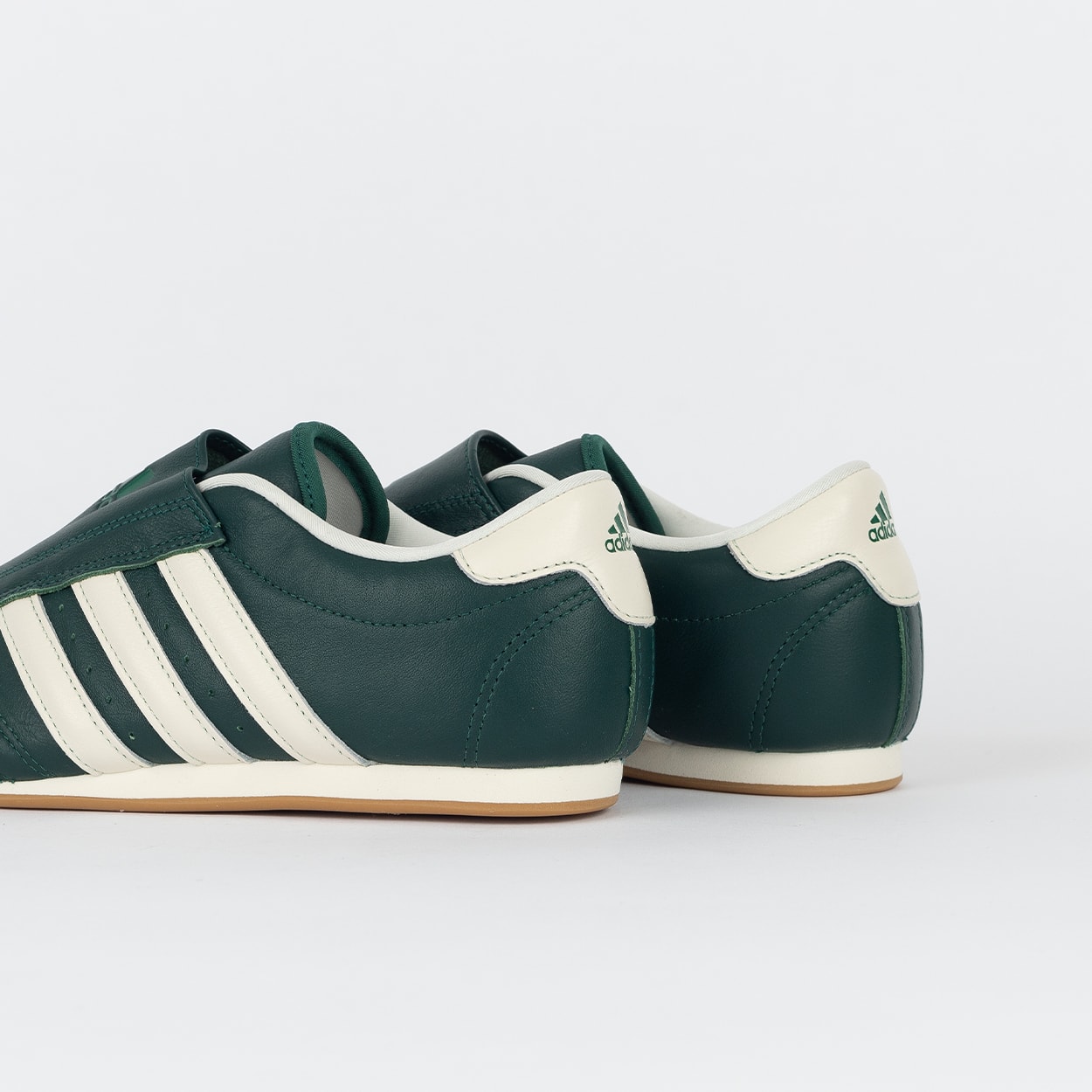 Tênis adidas Taekwondo Collegiate Green Off White JS4526