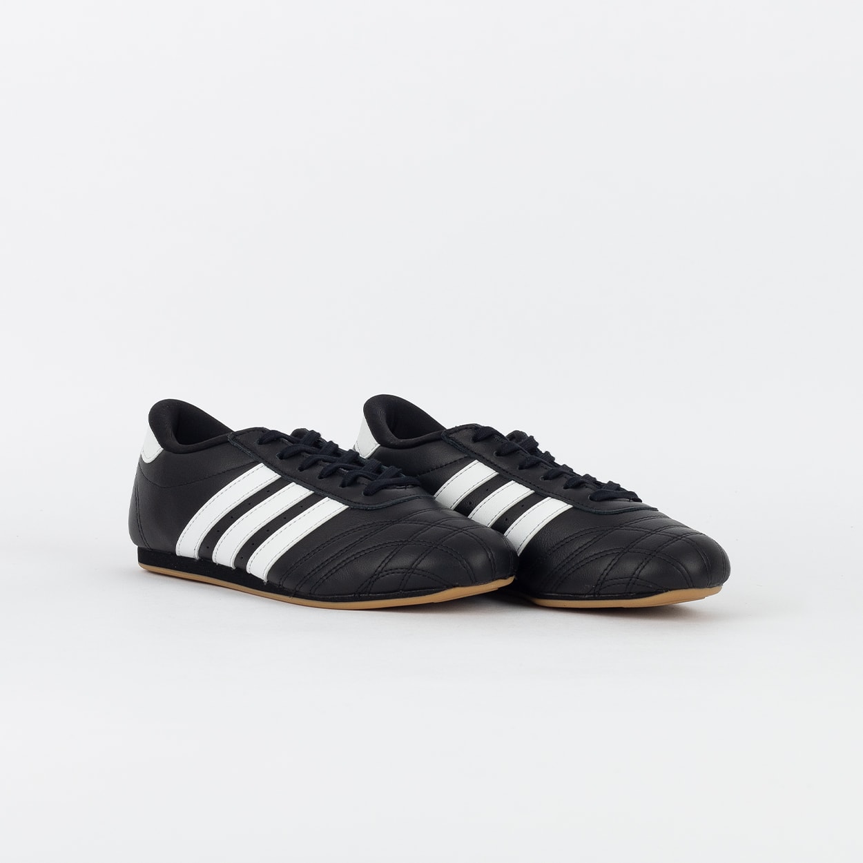 Tênis adidas Taekwondo Lace Core Black White JS1193