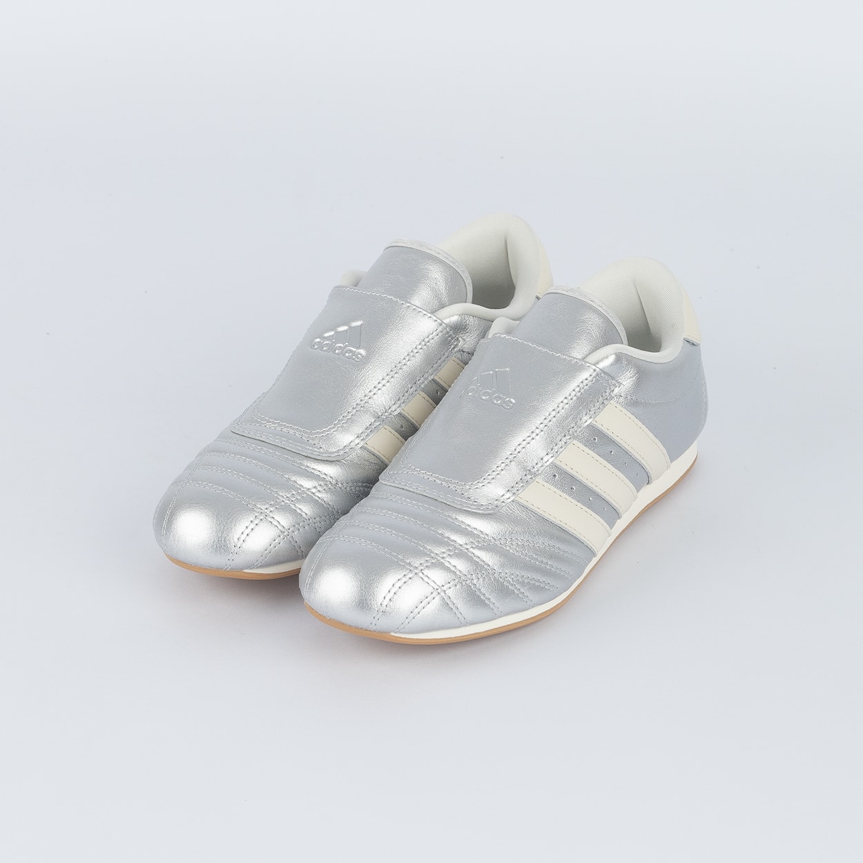 Tênis adidas Taekwondo Silver Metallic JS4023