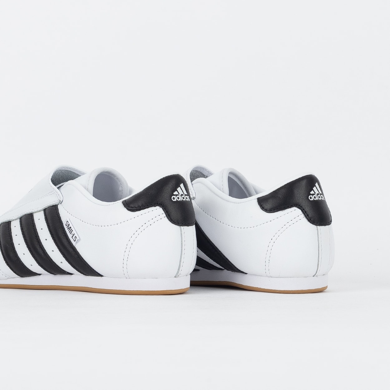 「C0846」黒＆白　ドラゴンアゲート 10mm 1連 Tênis adidas Taekwondo White Core Black JQ4774