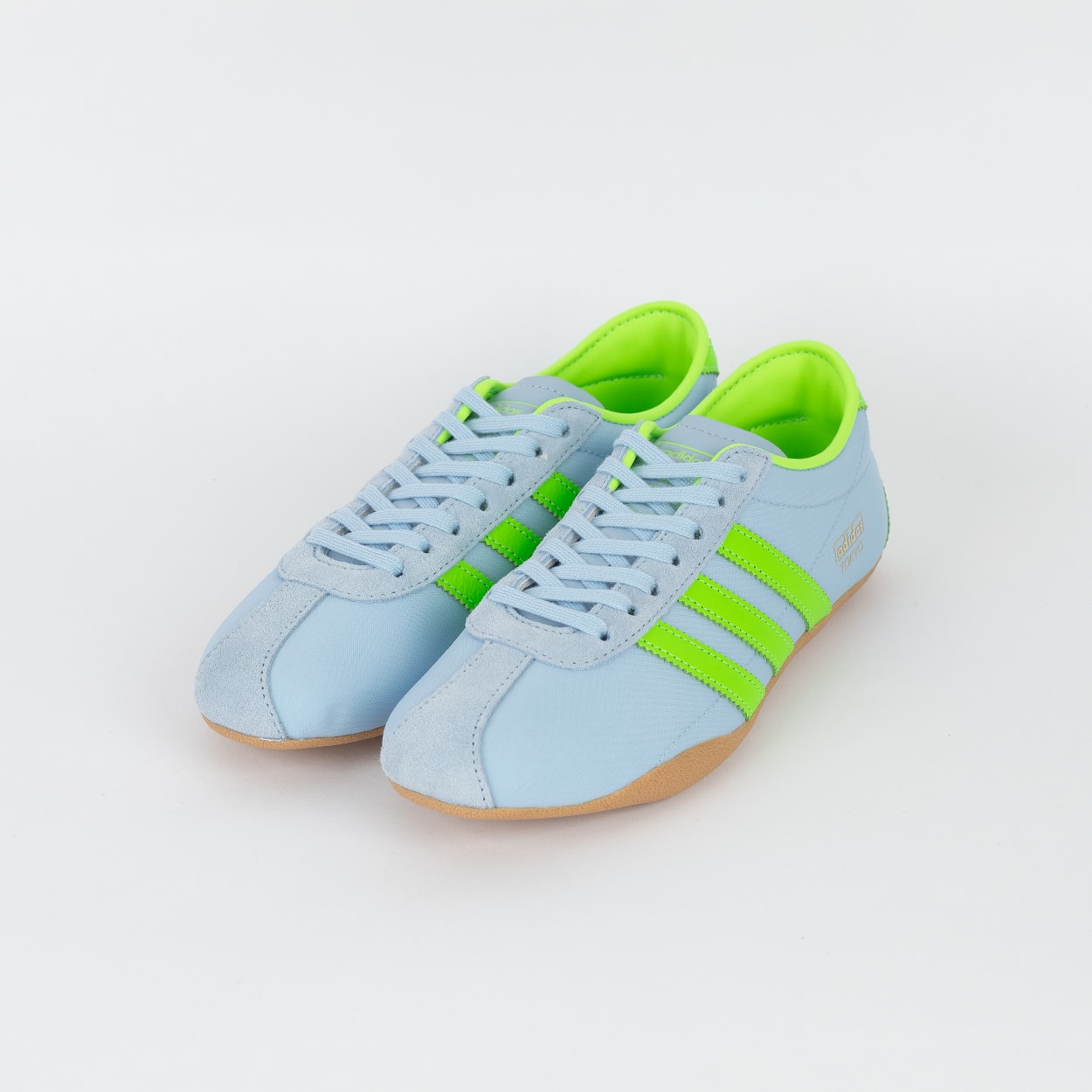 Tênis adidas Tokyo Clear Sky Solar Green JQ0582