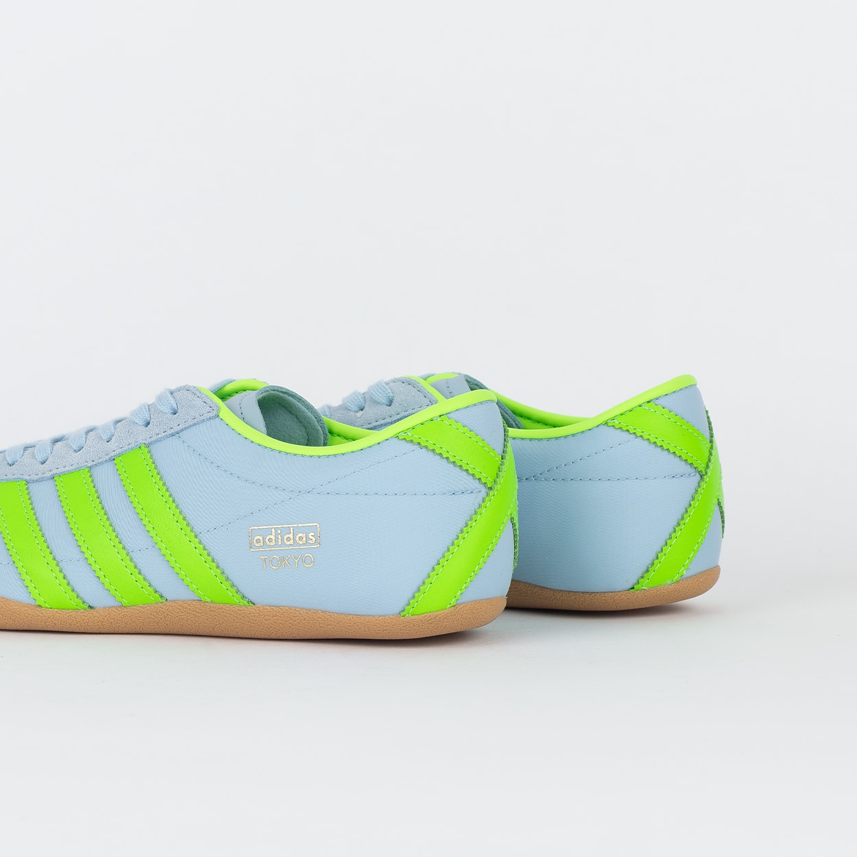 Tênis adidas Tokyo Clear Sky Solar Green JQ0582