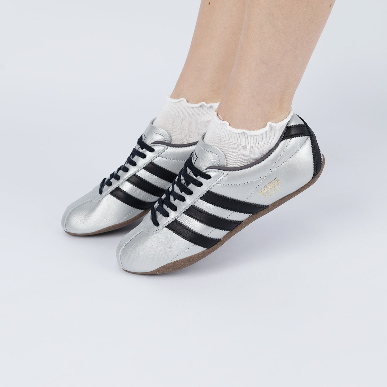 Tênis adidas Tokyo Decon Silver Metallic Black JQ3024