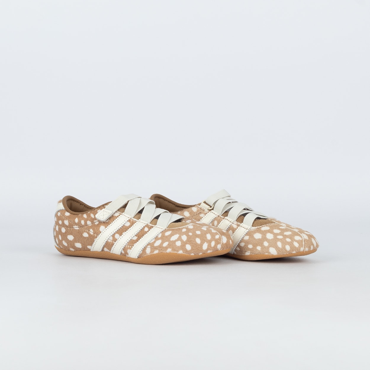 Tênis adidas Tokyo Brown Desert Wonder Mauve Off White KJ7543