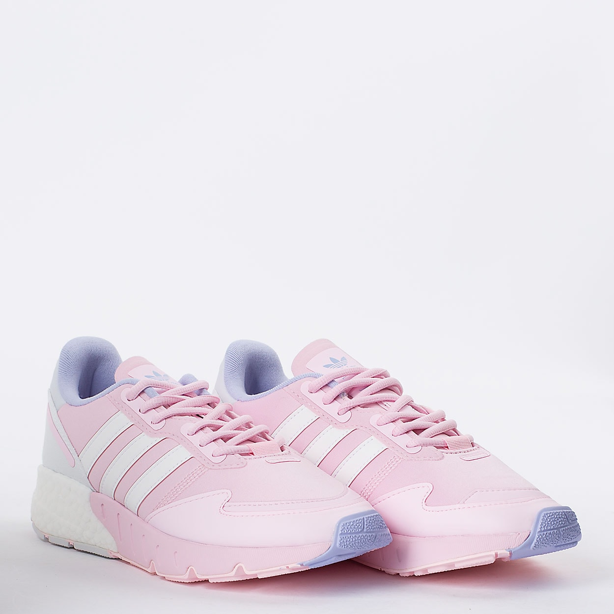 tenis adidas feminino leve