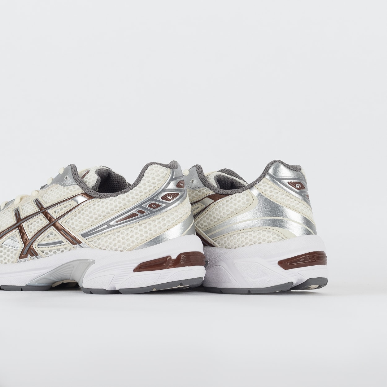 Tênis Asics Gel-1130 Cream Reddish Brown 1202A164.119