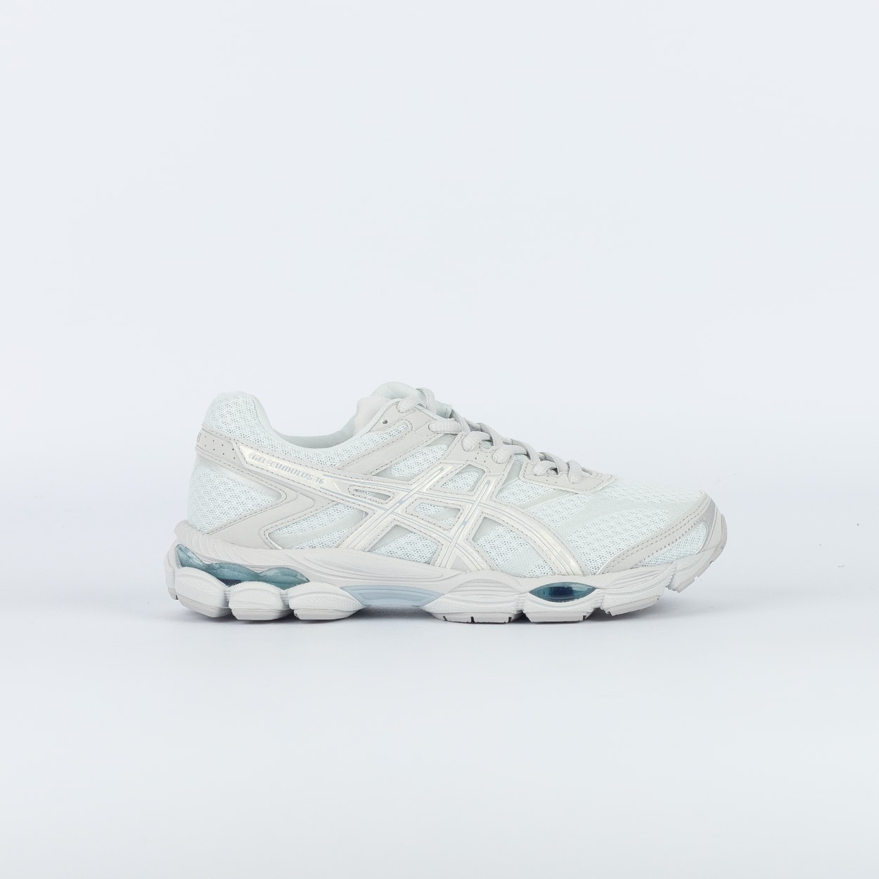 Asics Gel-Cumulus 16 White　アシック Tênis Asics Gel-Cumulus 16 White Cream 1203A887.100