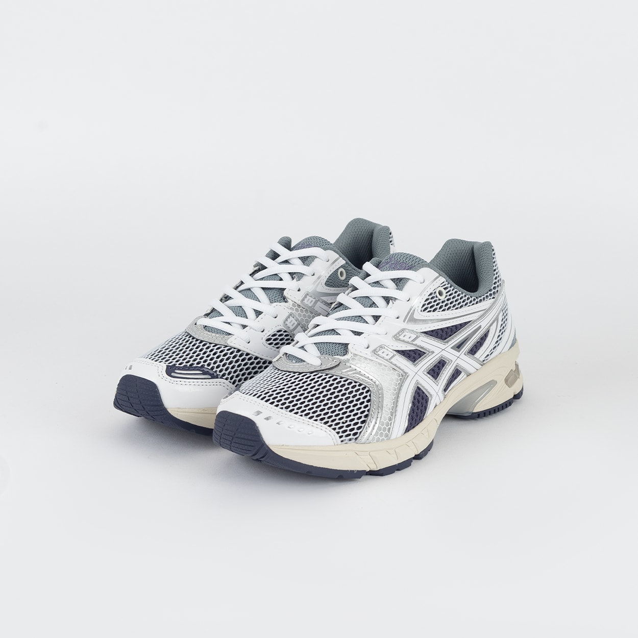 Tênis Asics Gel-DS Trainer 14 White Pure Silver 1203A607.100