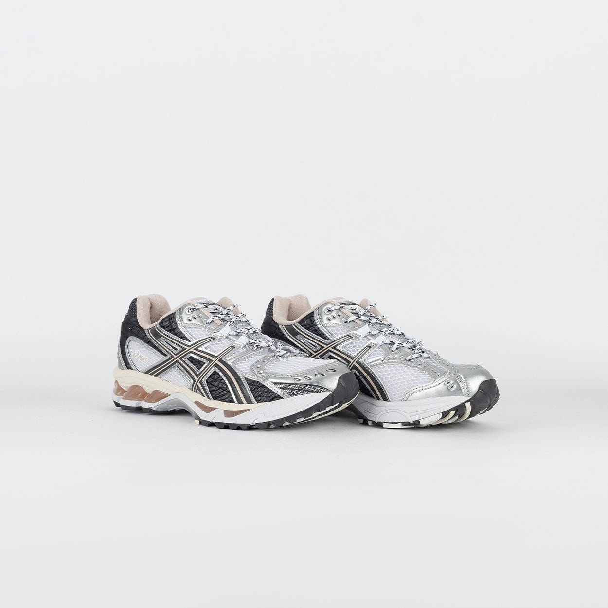 END. × Asics Gel-Nimbus 10.1 28 Tenis Asics Gel-Nimbus 10.1 Masculino| Tenis e na Artwalk