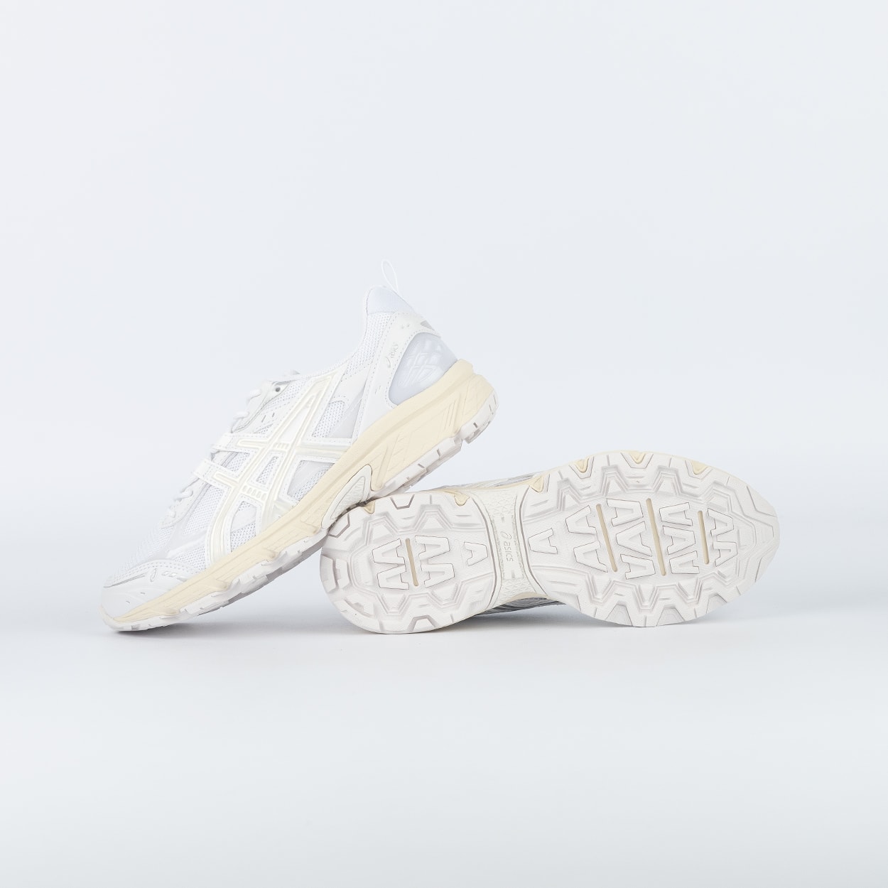 Tênis Asics Gel-Nunobiki White Cream 1203A882.100